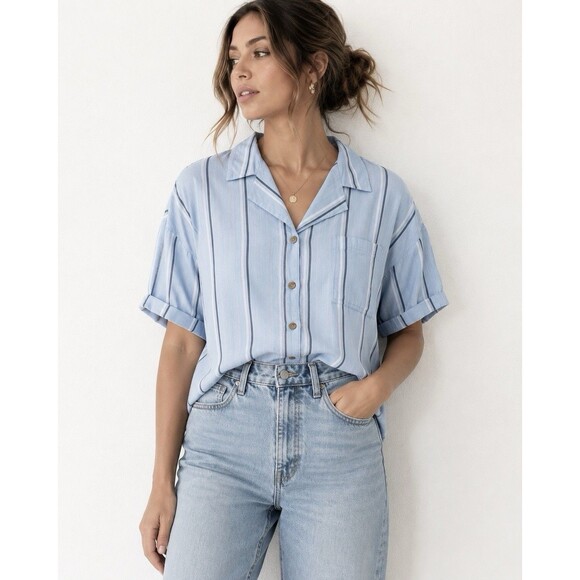 SO Tops - SO Light Blue Striped Cropped Button Front Shirt Short Sleeve XL Beachy NWOT